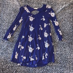 Long sleeve flowy dress